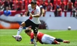 River Plate 3-1 Urawa Red Diamonds River Plate 3-1 Urawa Red Diamonds